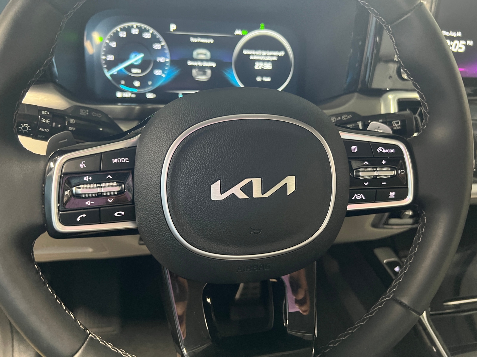 Thumbnail: 2024 Kia Sorento - 4