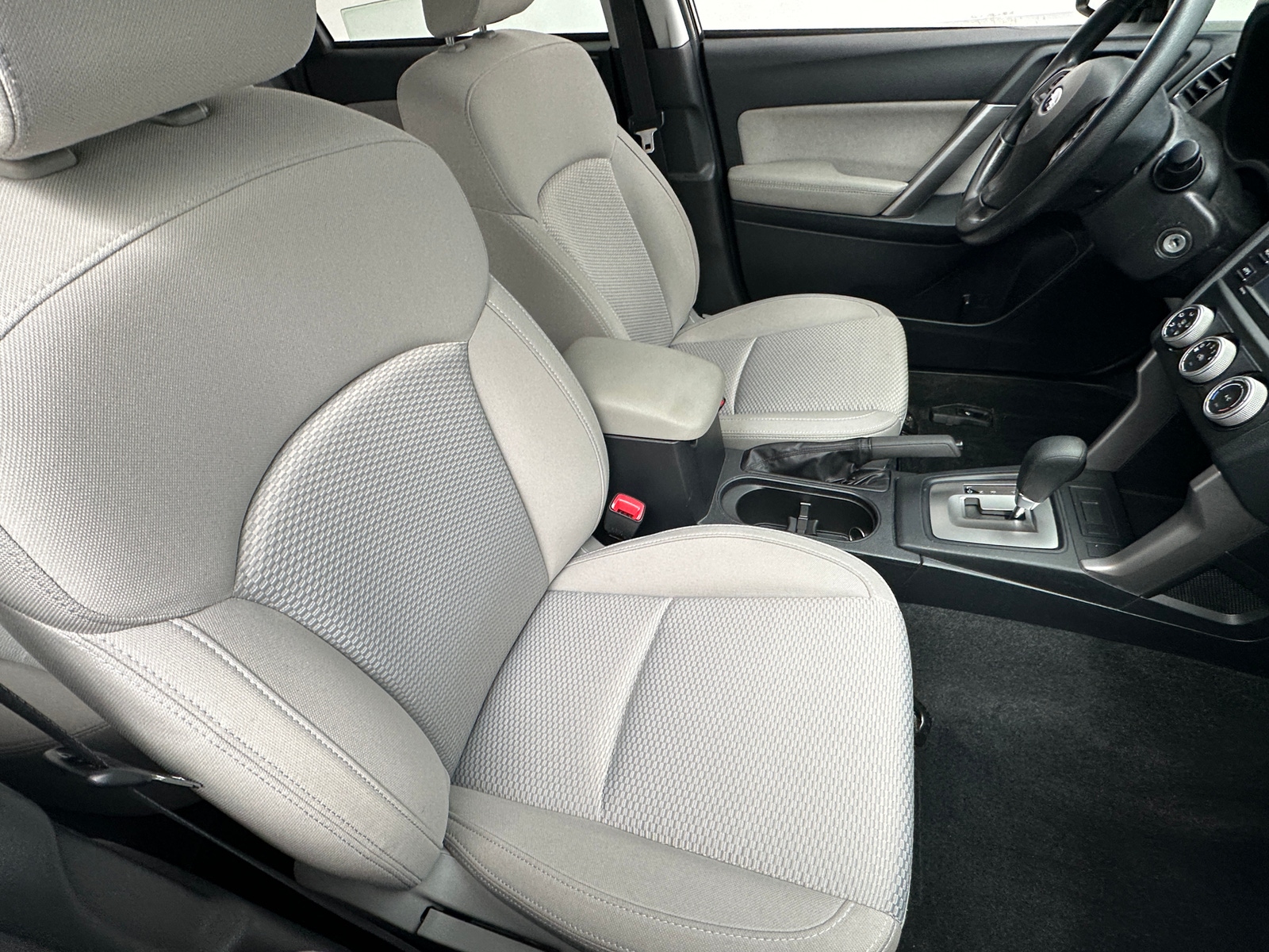 Thumbnail: 2016 Subaru Forester - 2