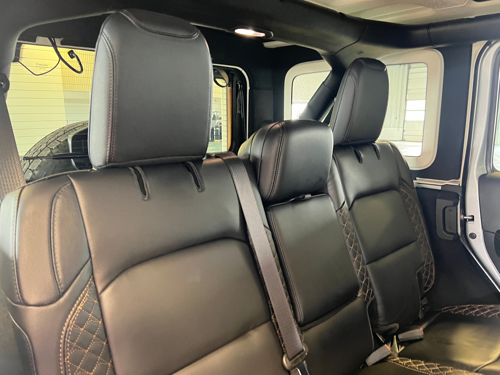 Thumbnail: 2022 Jeep Wrangler - 6