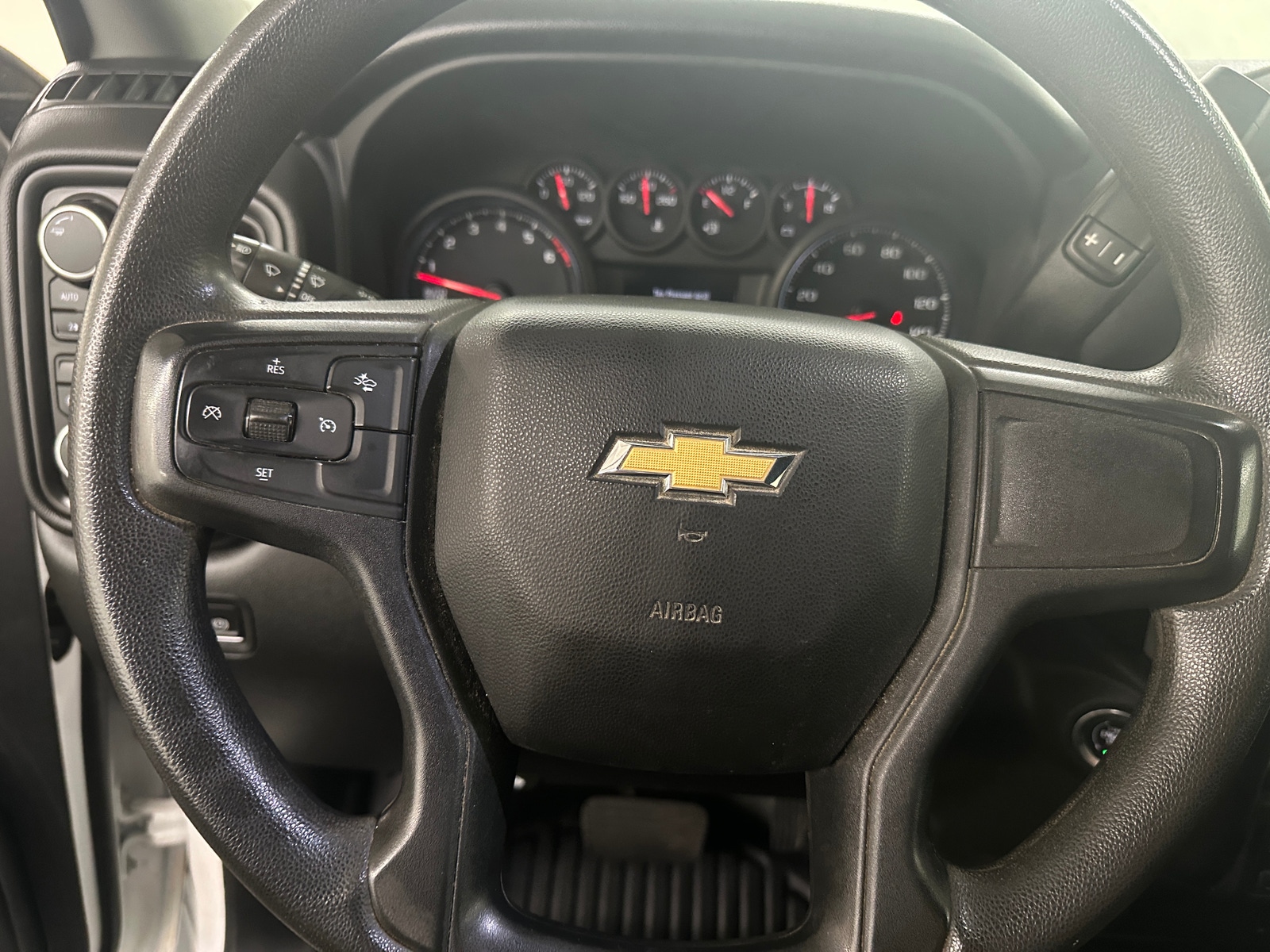 Thumbnail: 2023 Chevrolet Silverado 1500 - 5