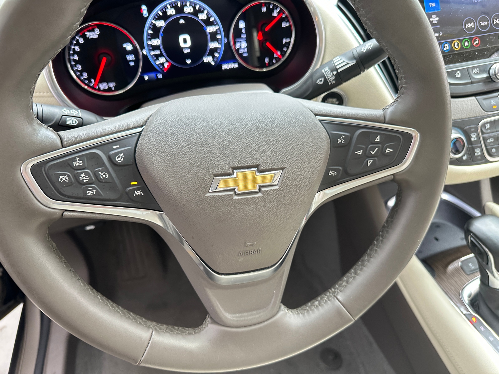 Thumbnail: 2024 Chevrolet Malibu - 4