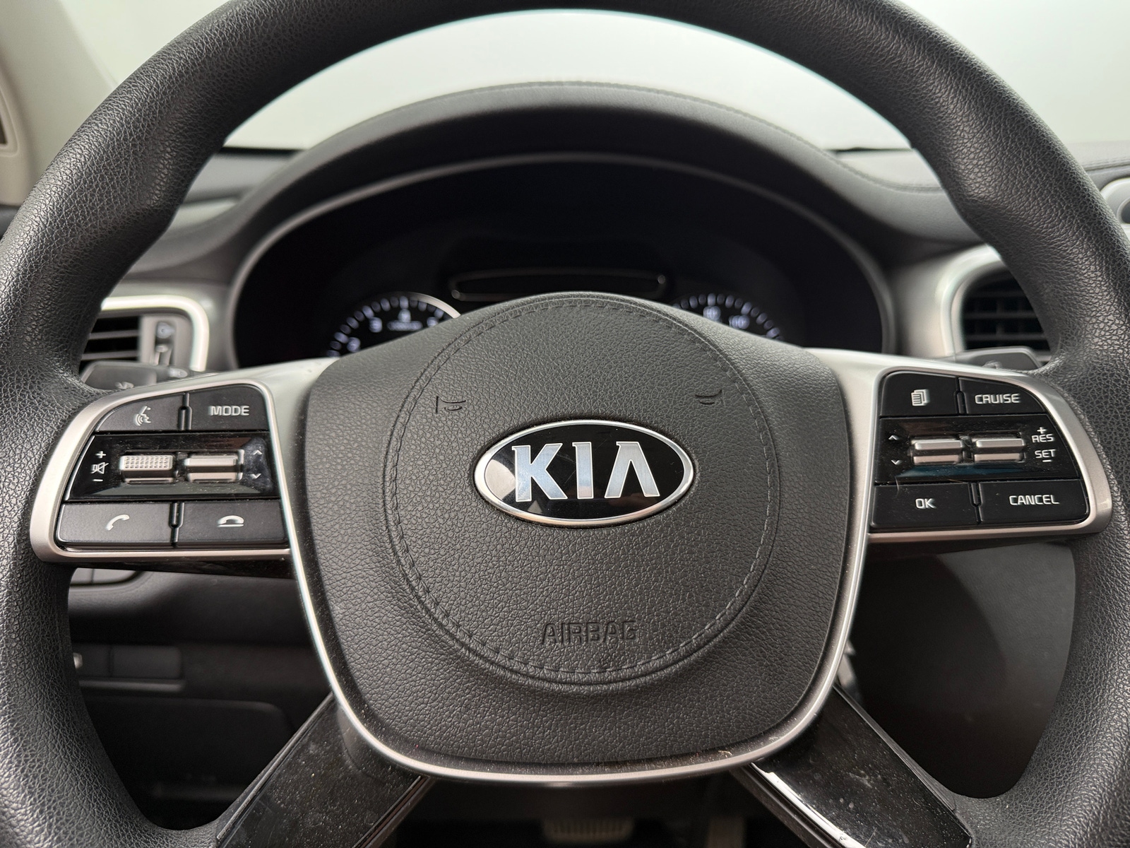 Thumbnail: 2020 Kia Sorento - 5