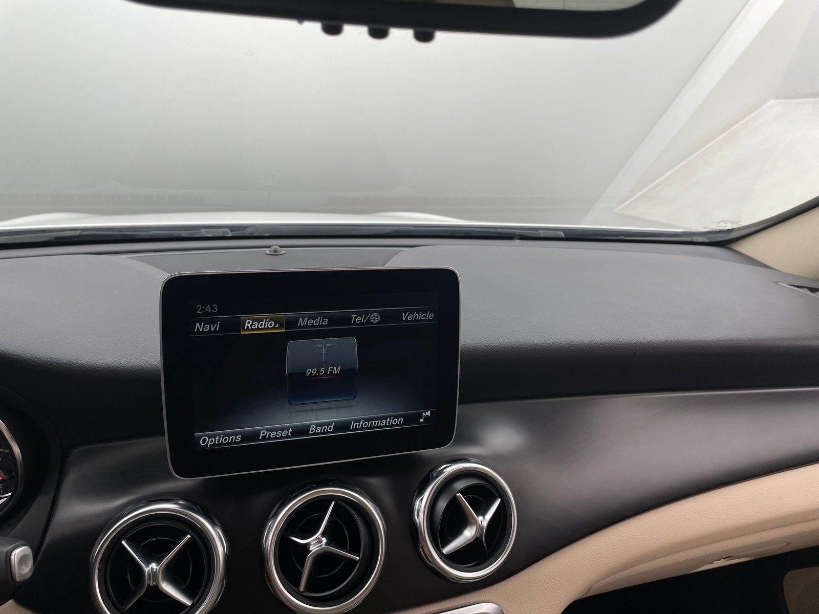 Thumbnail: 2019 Mercedes-Benz GLA - 3
