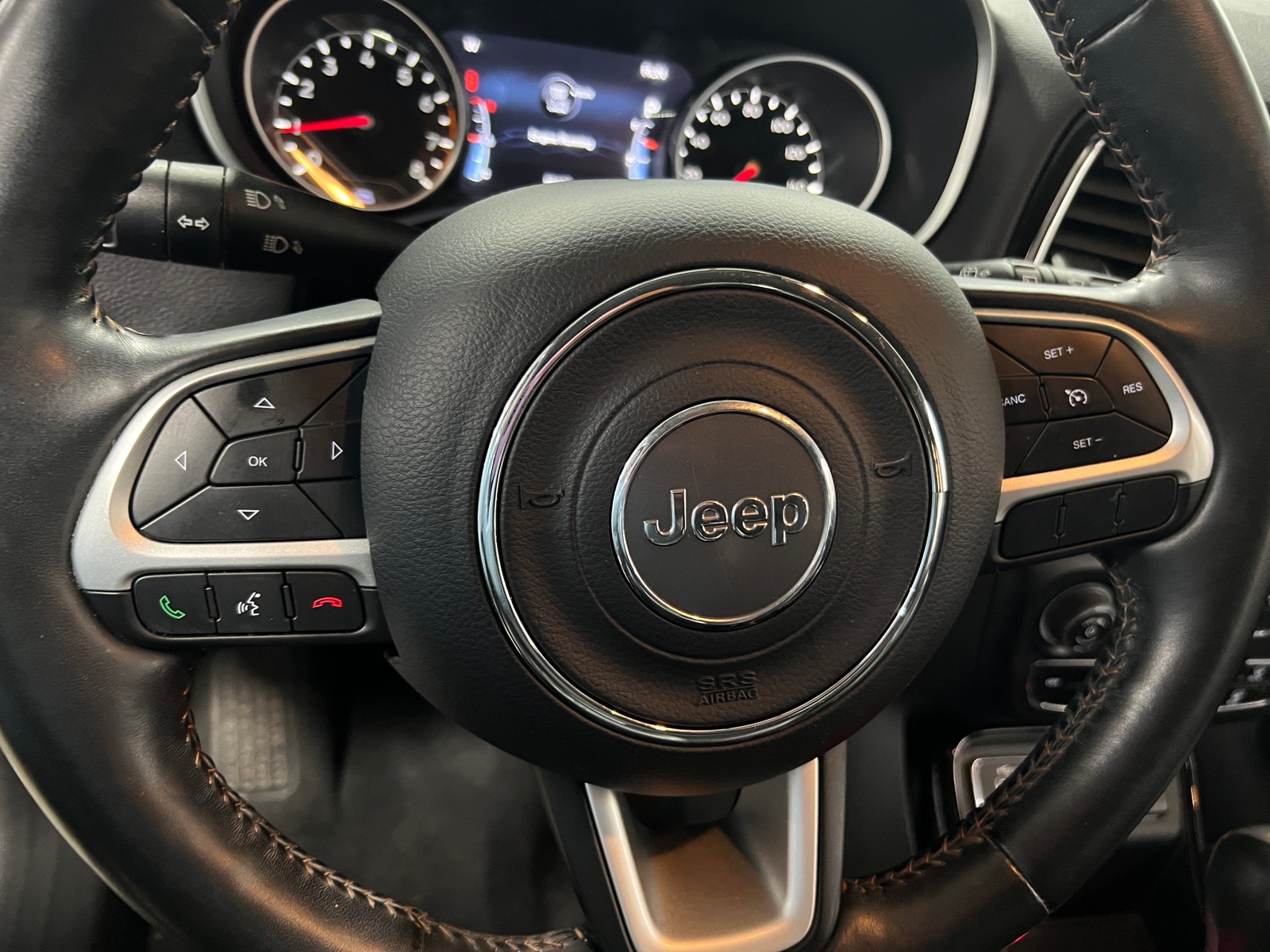 Thumbnail: 2019 Jeep Compass - 4