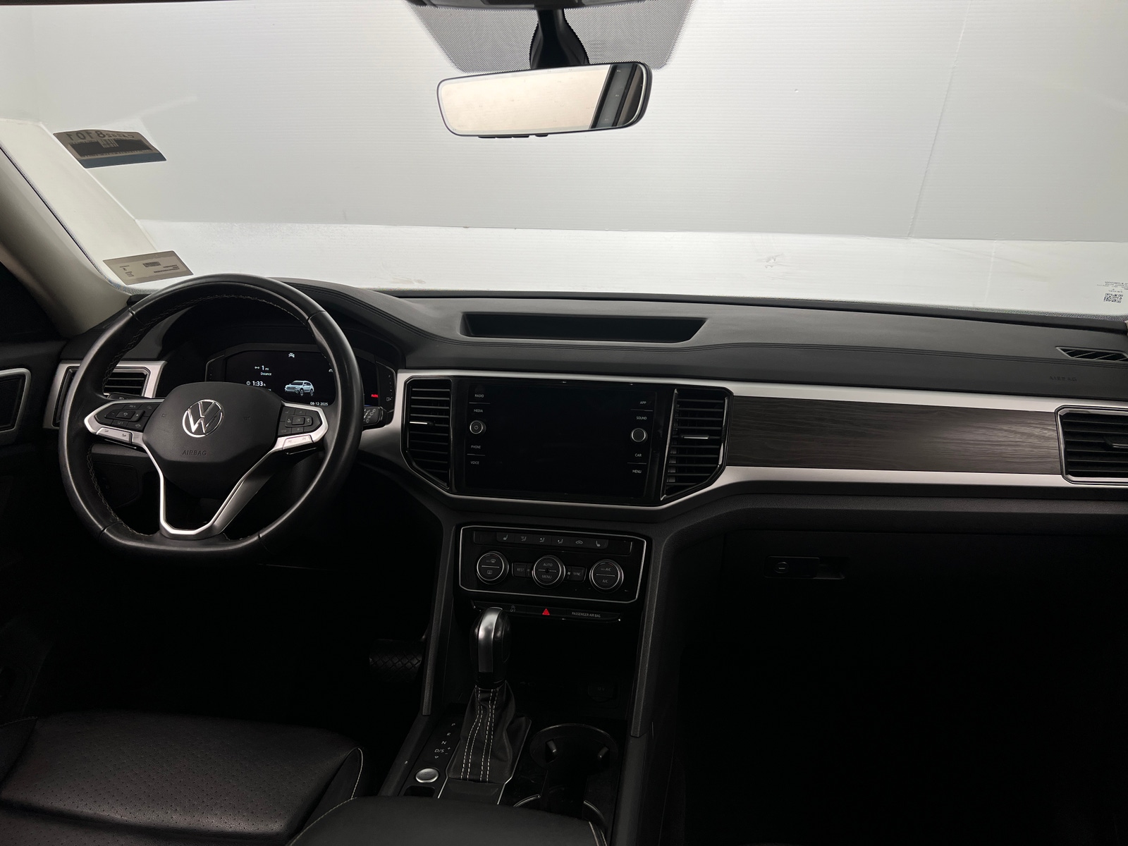 Thumbnail: 2022 Volkswagen Atlas - 2