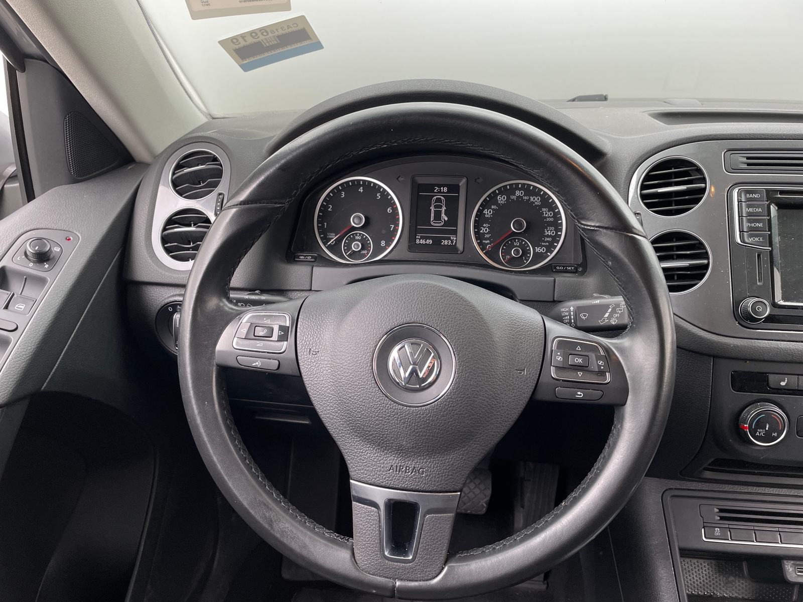 Thumbnail: 2017 Volkswagen Tiguan - 5