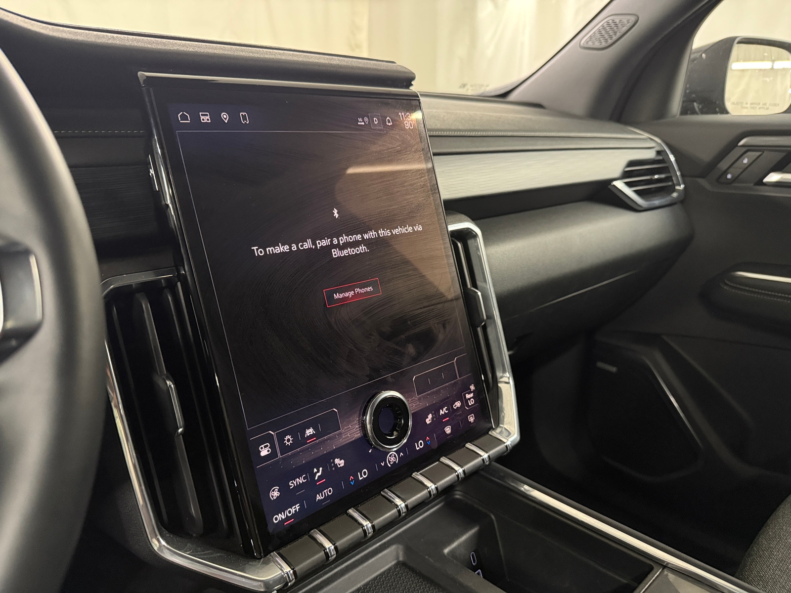 Thumbnail: 2025 GMC Acadia - 4