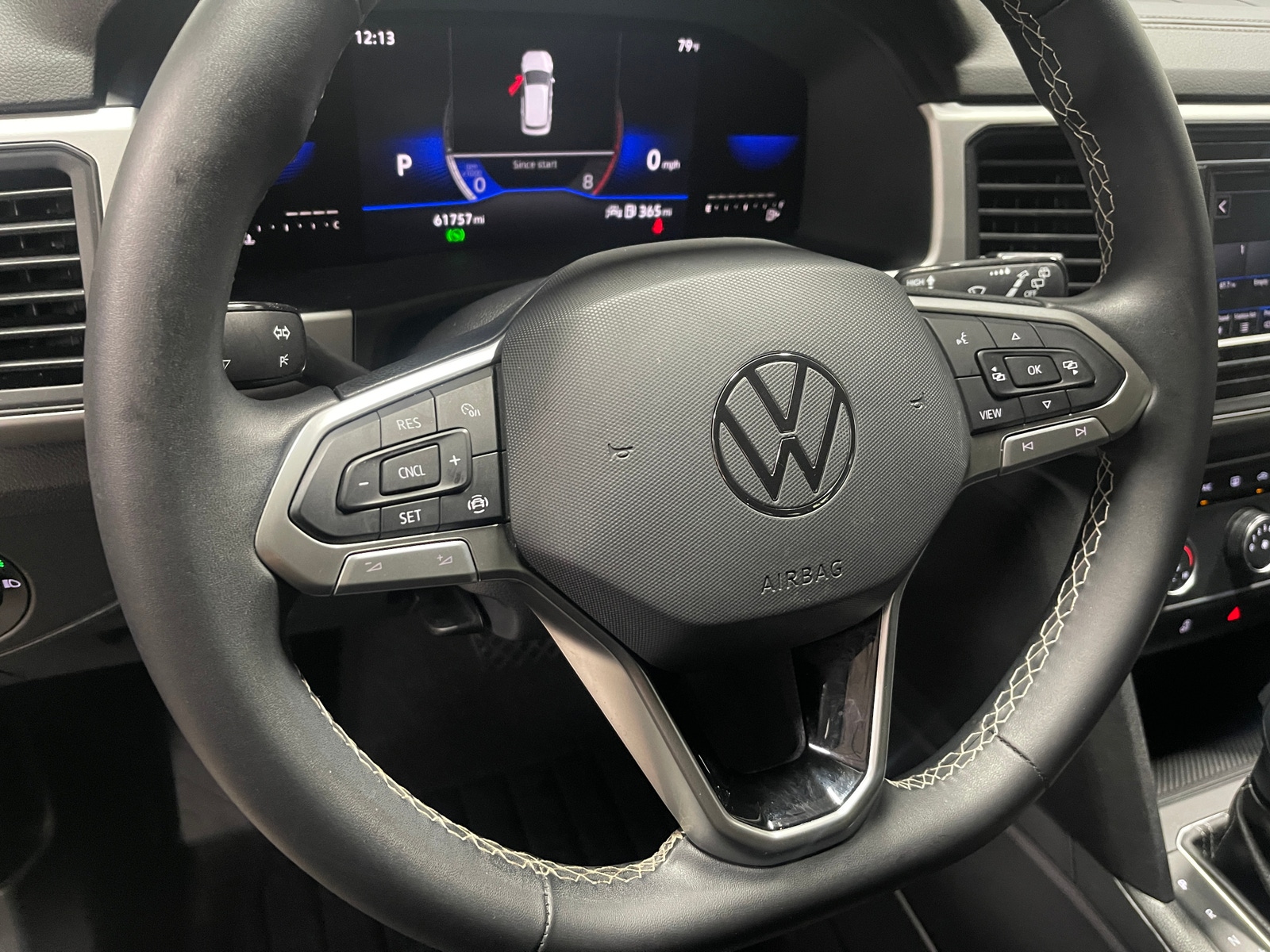 Thumbnail: 2022 Volkswagen Atlas - 4