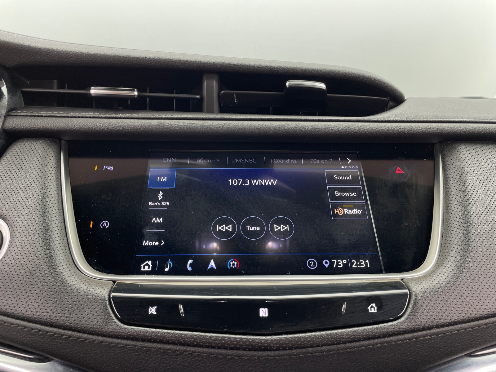 Thumbnail: 2020 Cadillac XT5 - 3