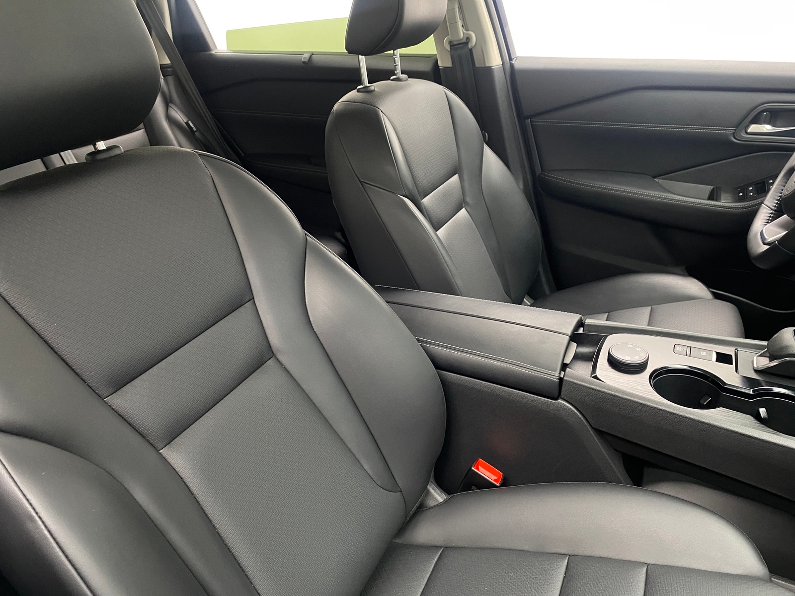 Thumbnail: 2024 Nissan Rogue - 2