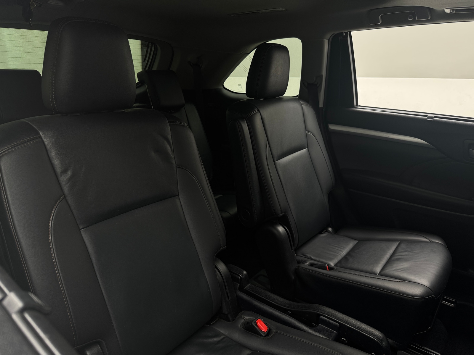 Thumbnail: 2019 Toyota Highlander - 5
