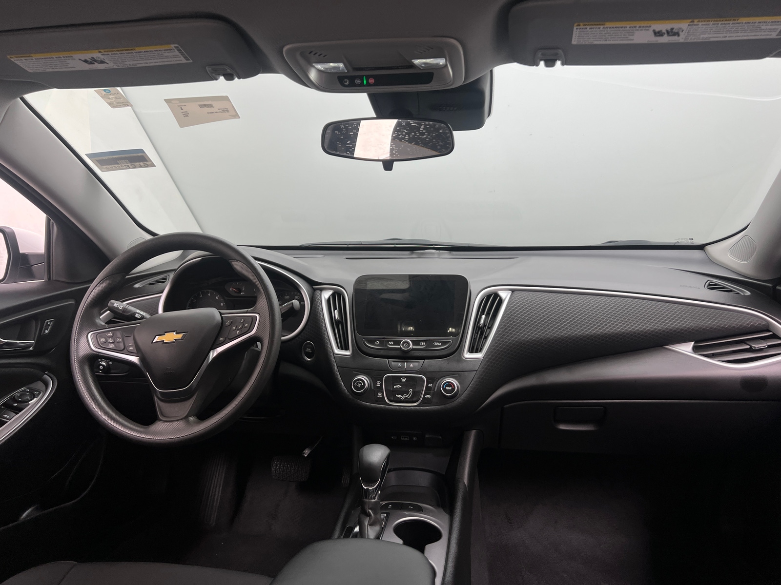 Thumbnail: 2024 Chevrolet Malibu - 3