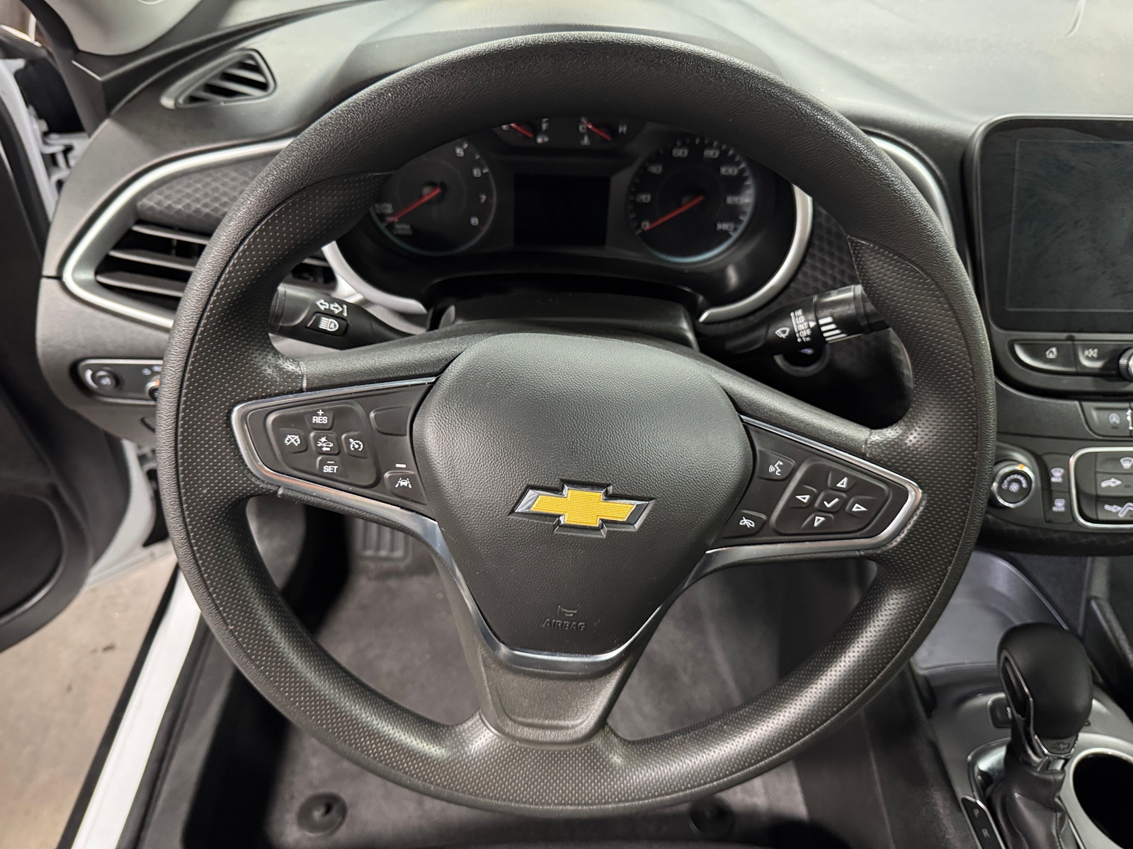 Thumbnail: 2024 Chevrolet Malibu - 5