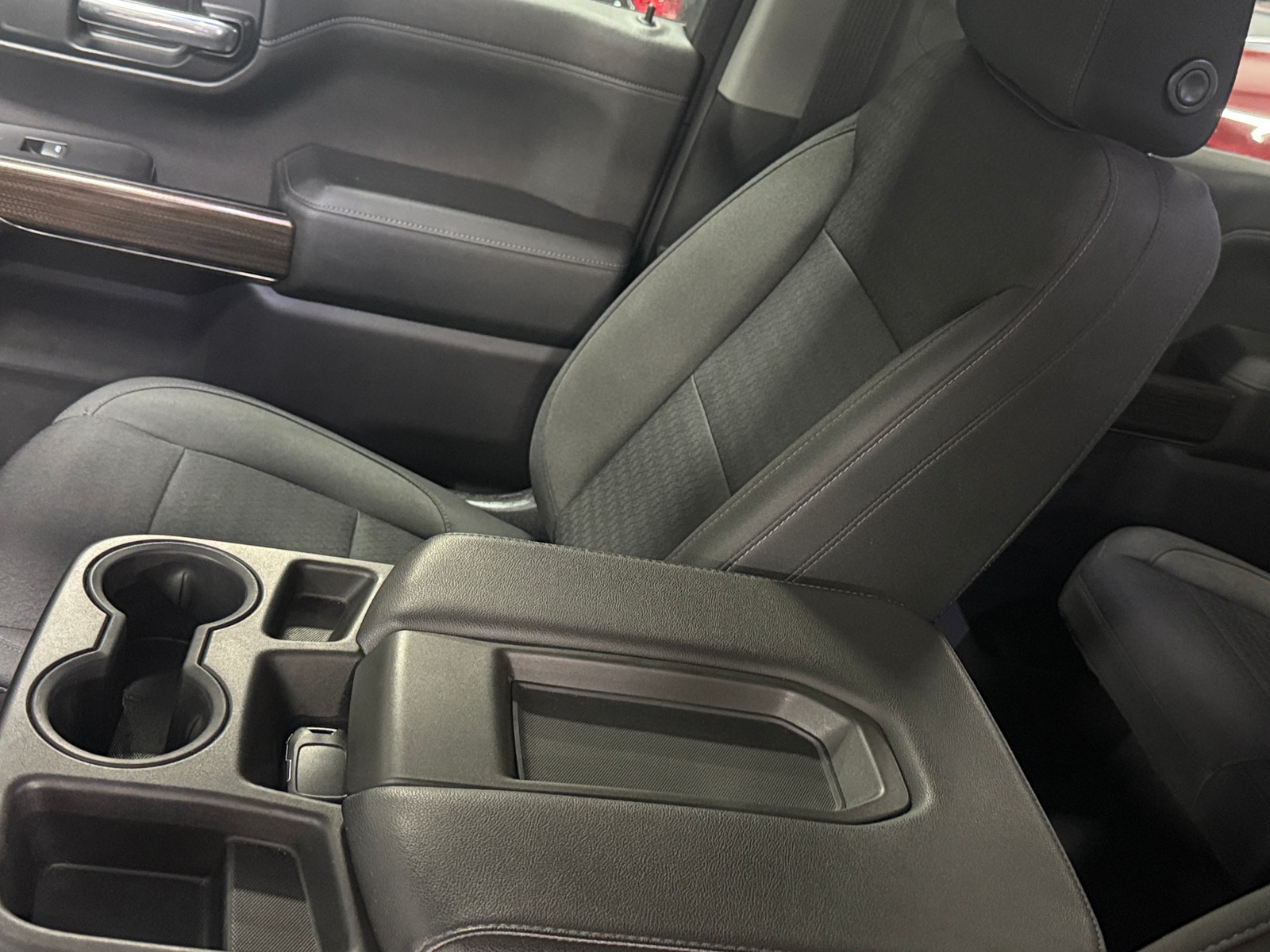 Thumbnail: 2019 Chevrolet Silverado 1500 - 2