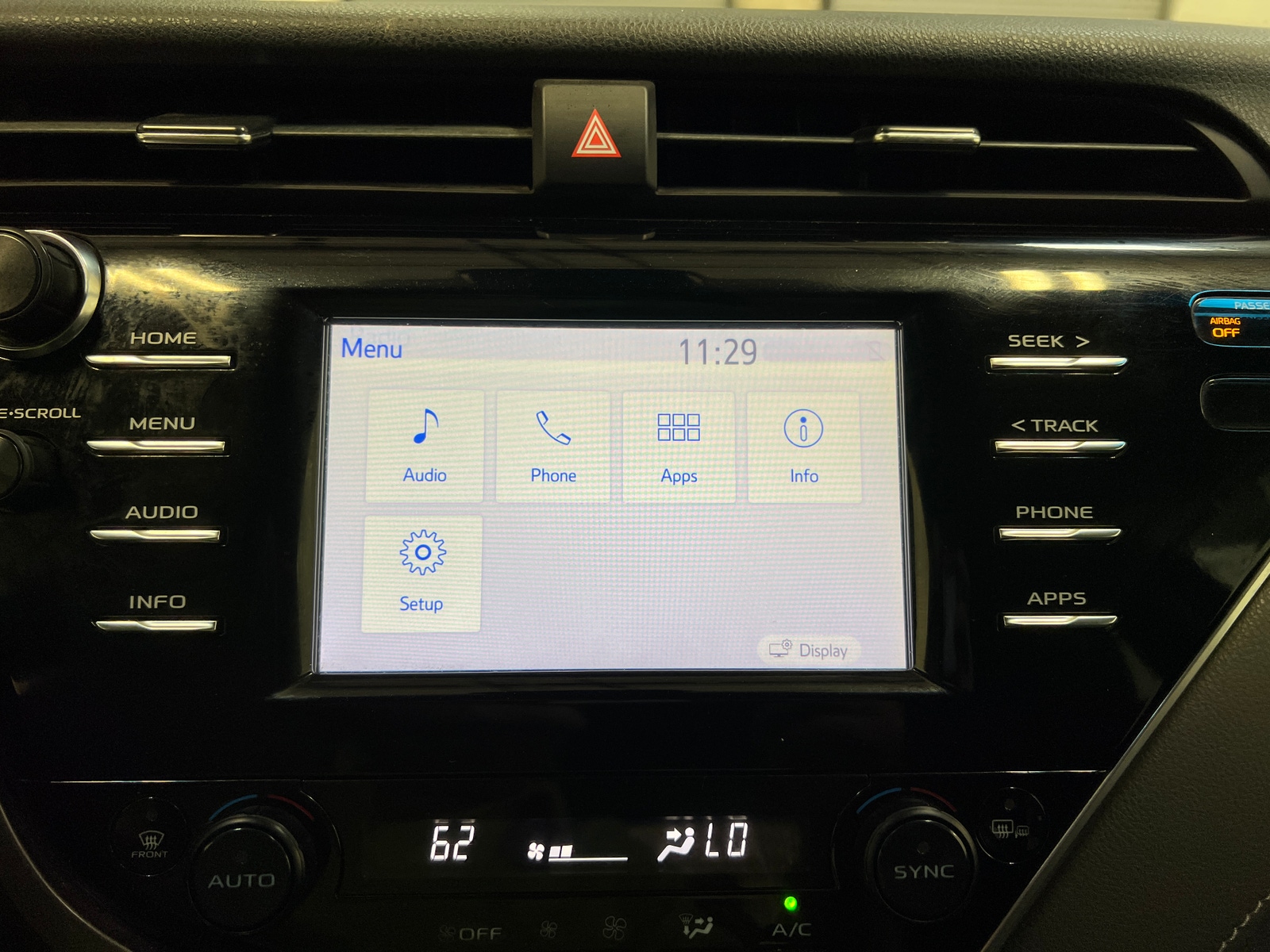 Thumbnail: 2018 Toyota Camry - 3