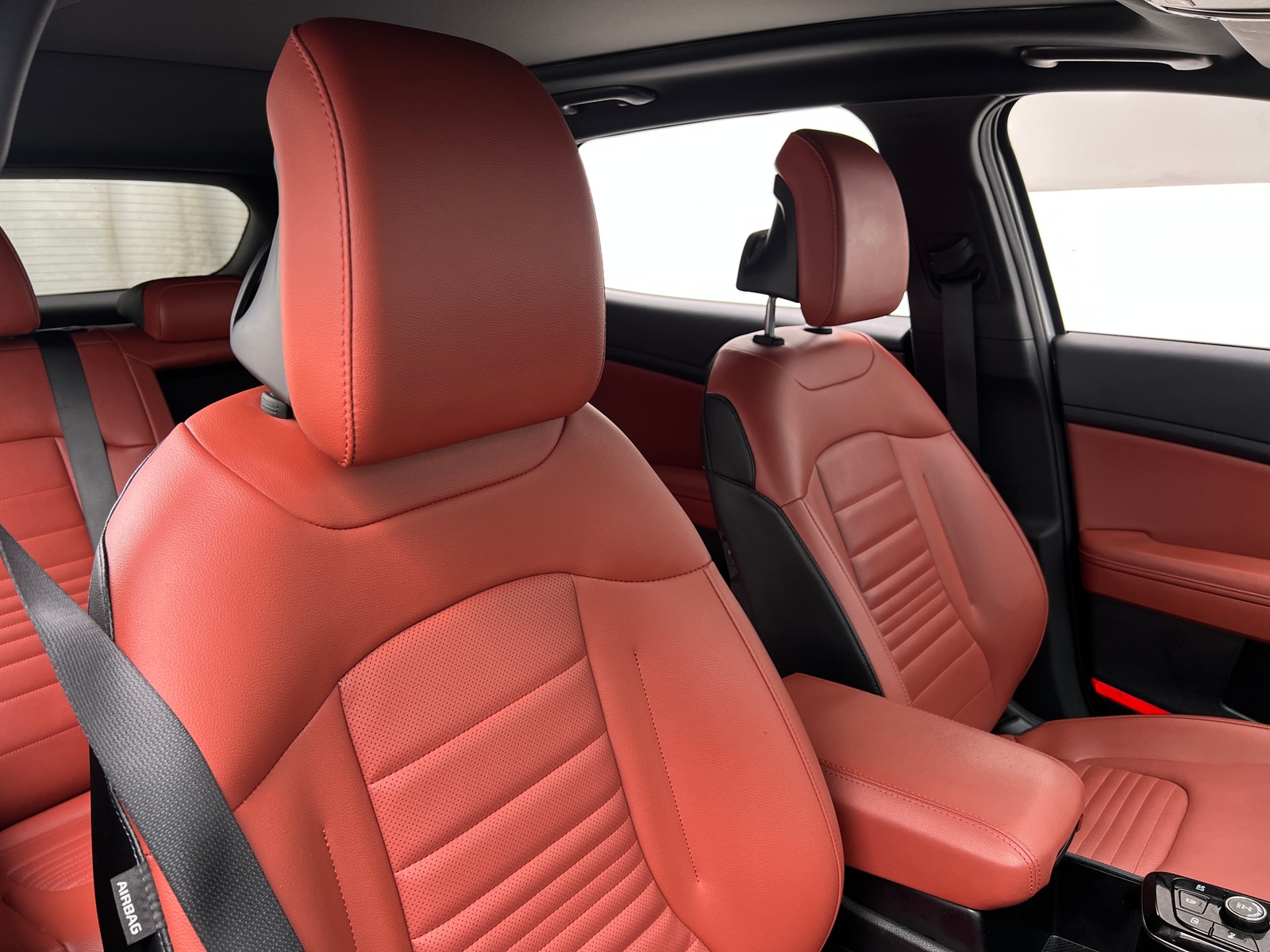 Thumbnail: 2024 Kia Sportage - 2