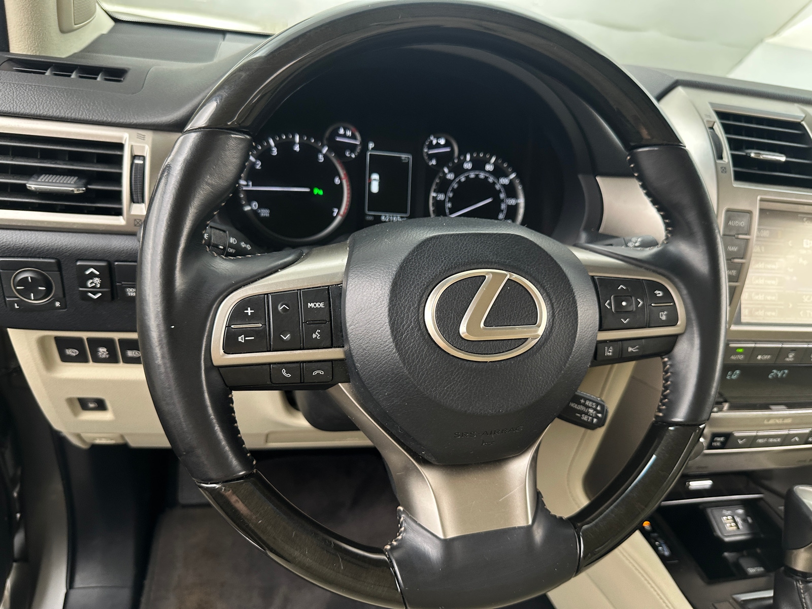 Thumbnail: 2020 Lexus GX - 4