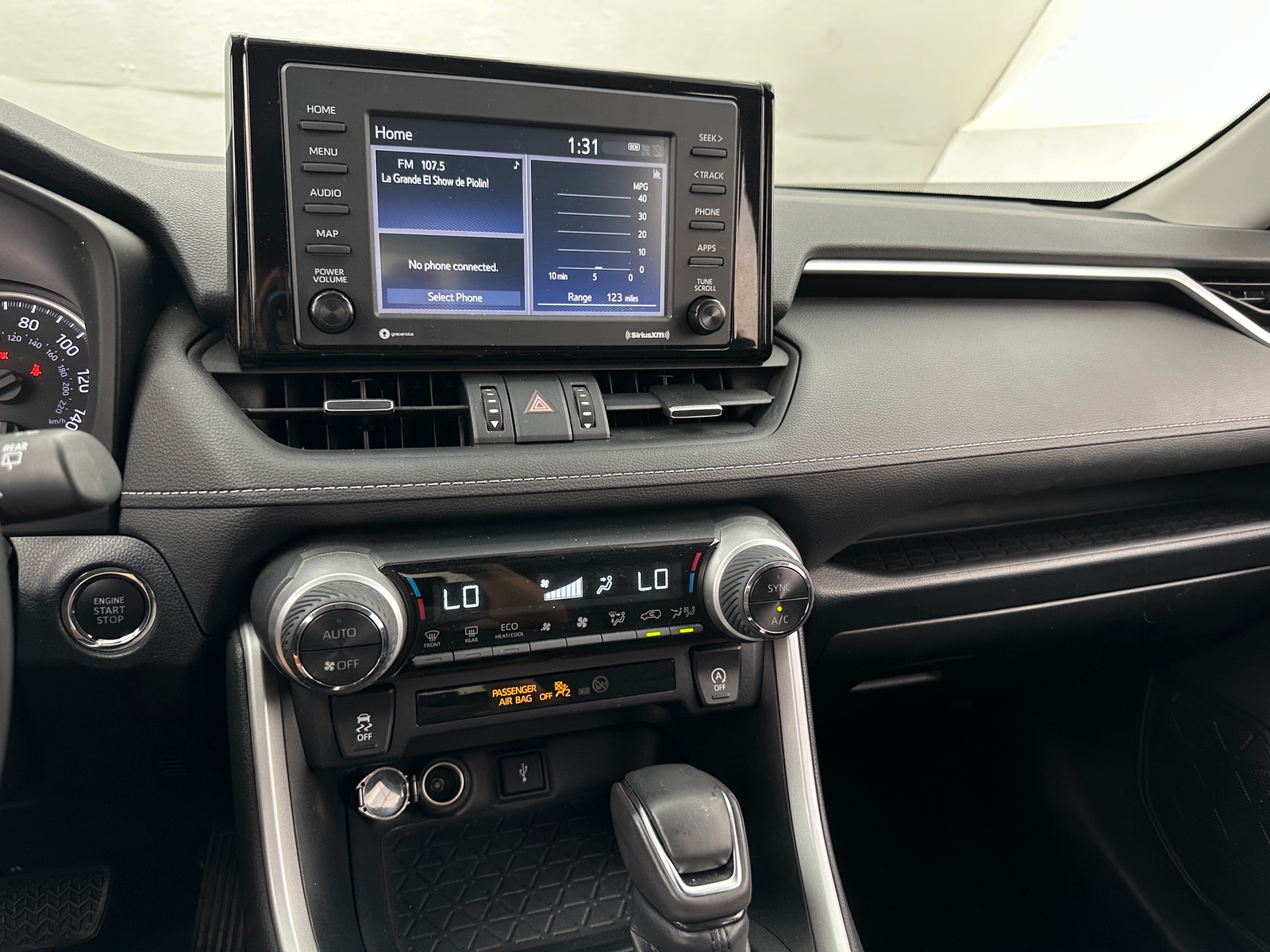 Thumbnail: 2020 Toyota RAV4 - 3