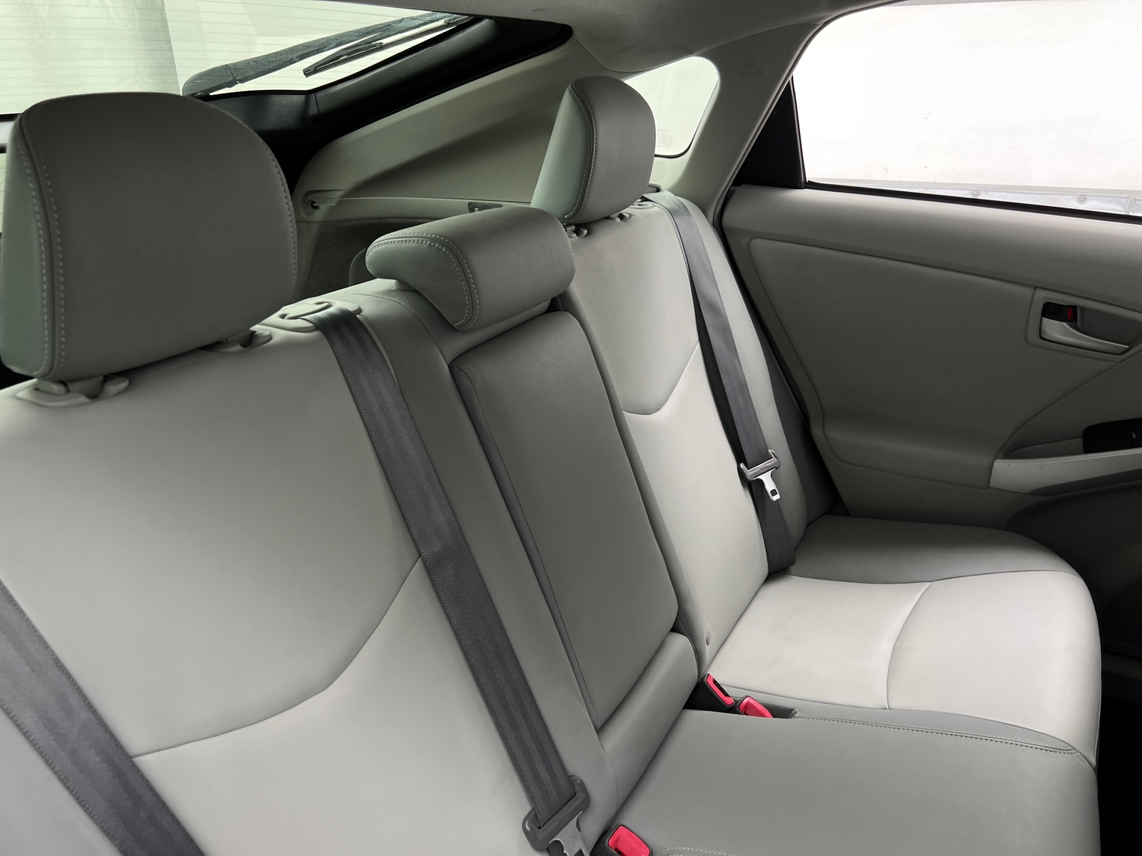 Thumbnail: 2015 Toyota Prius - 5