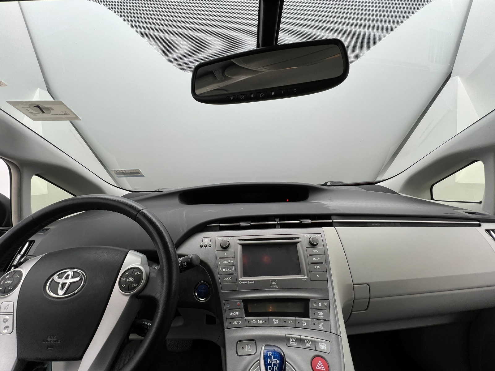 Thumbnail: 2015 Toyota Prius - 2