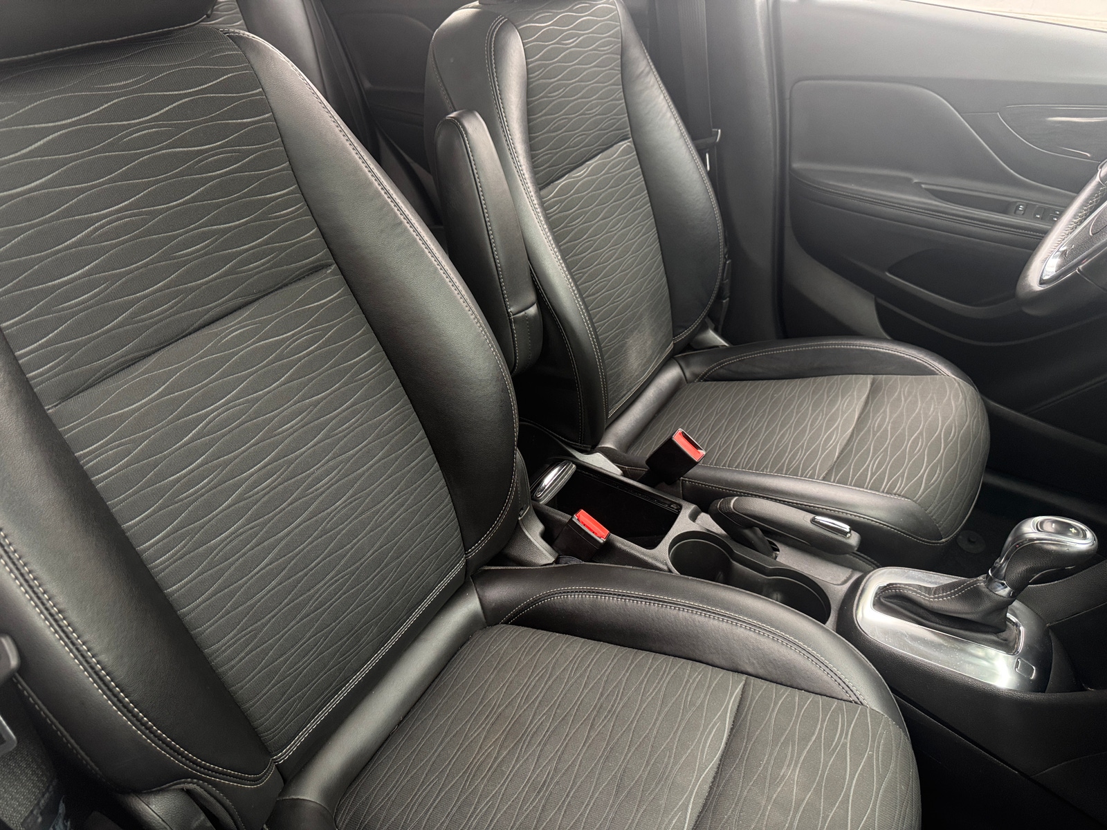 Thumbnail: 2016 Buick Encore - 2