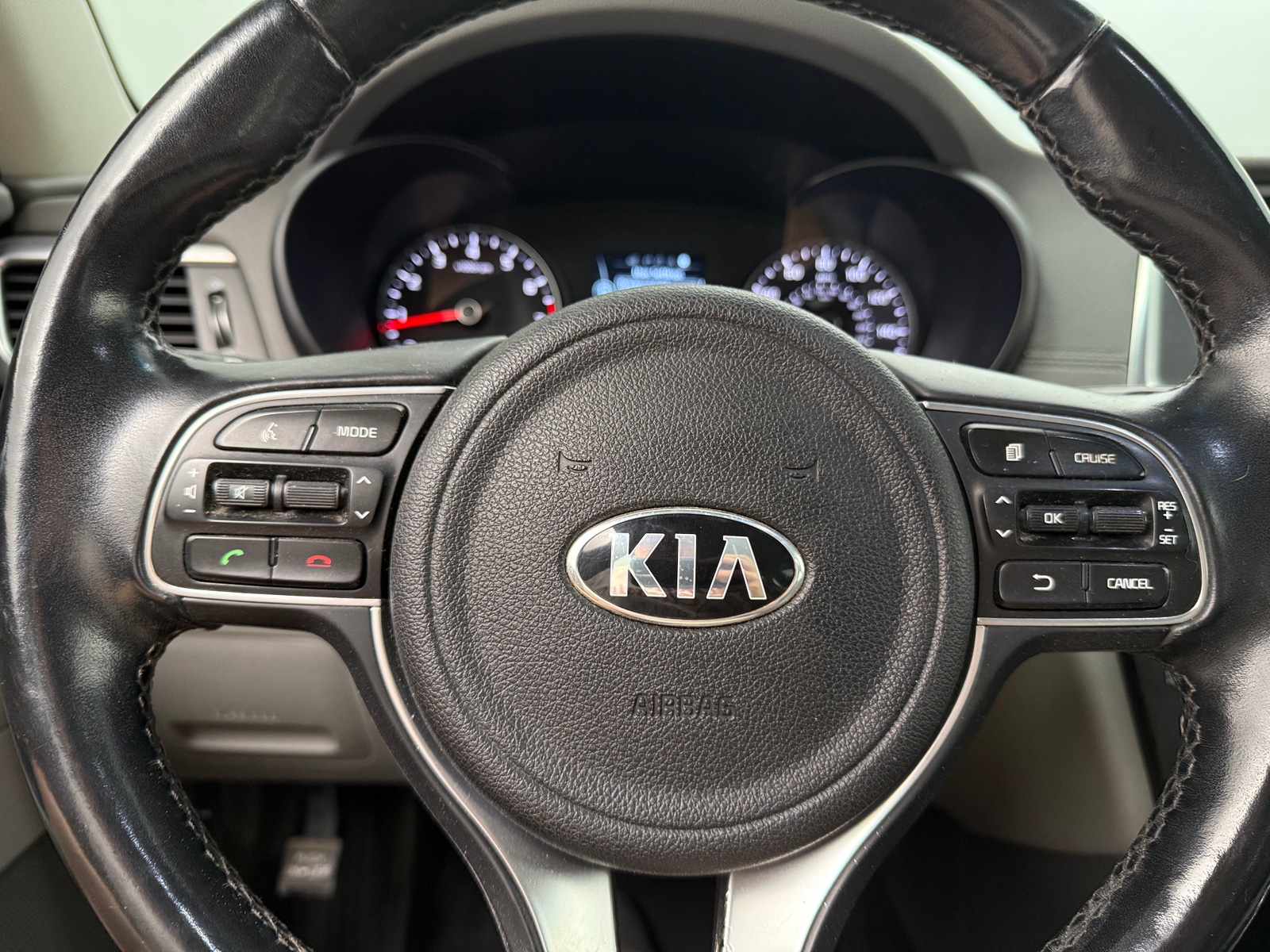 Thumbnail: 2016 Kia Optima - 4