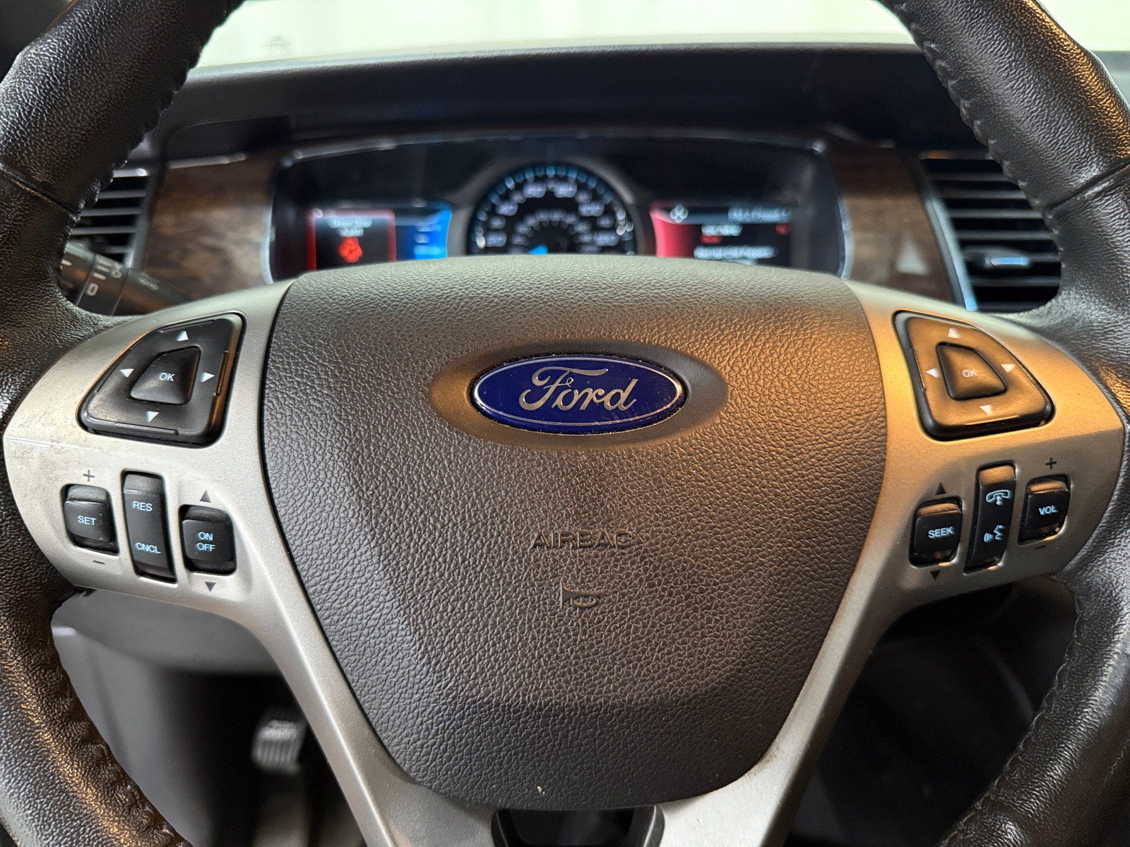 Thumbnail: 2018 Ford Taurus - 4