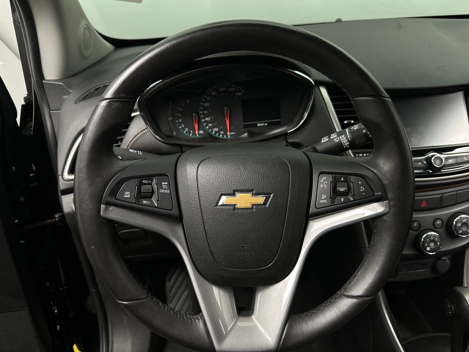 Thumbnail: 2017 Chevrolet Trax - 5
