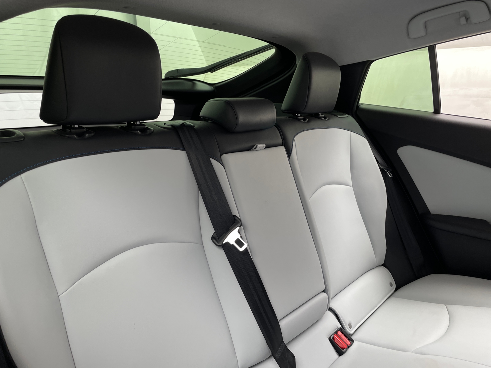 Thumbnail: 2017 Toyota Prius - 5