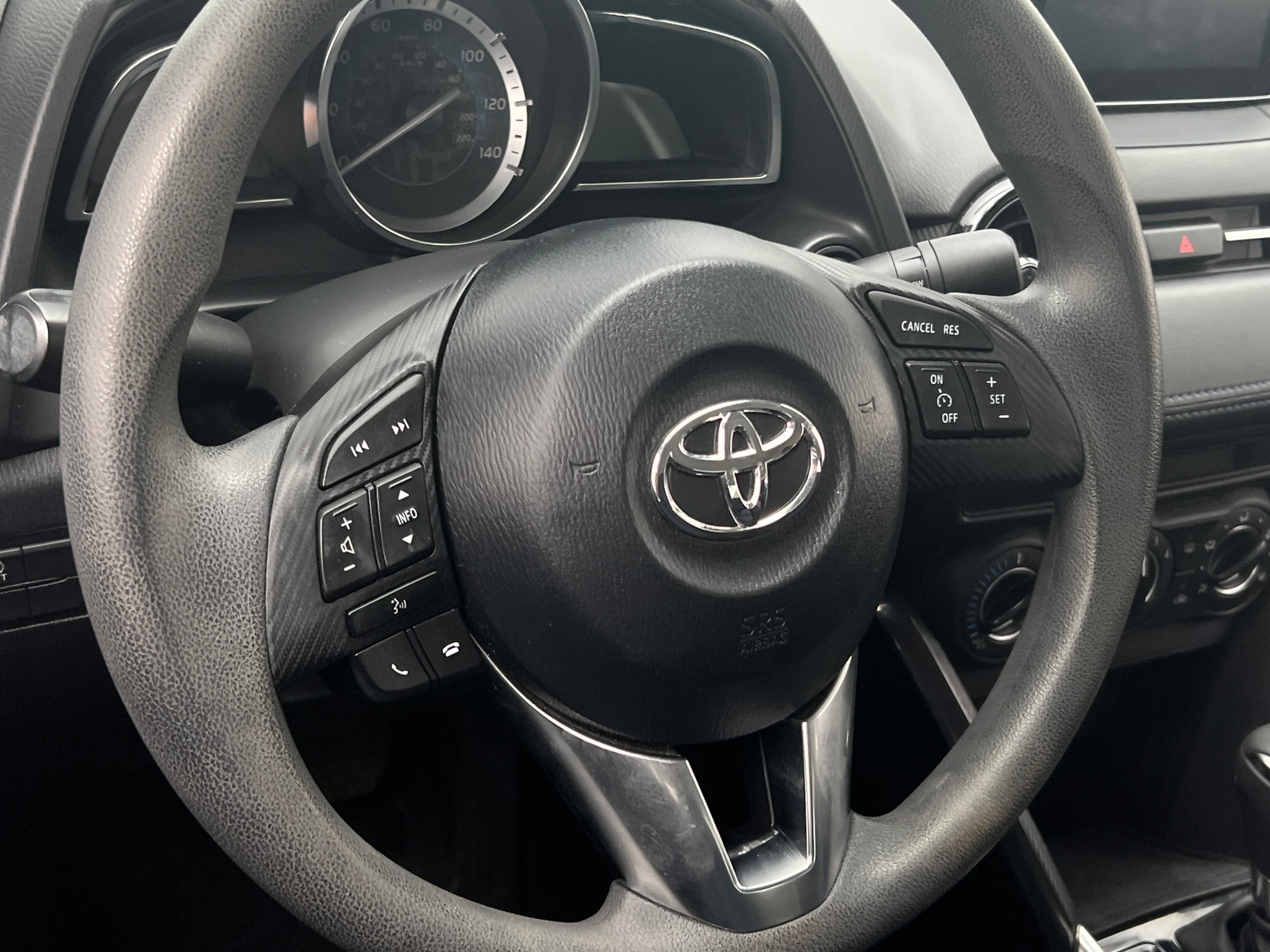 Thumbnail: 2017 Toyota Yaris iA - 5