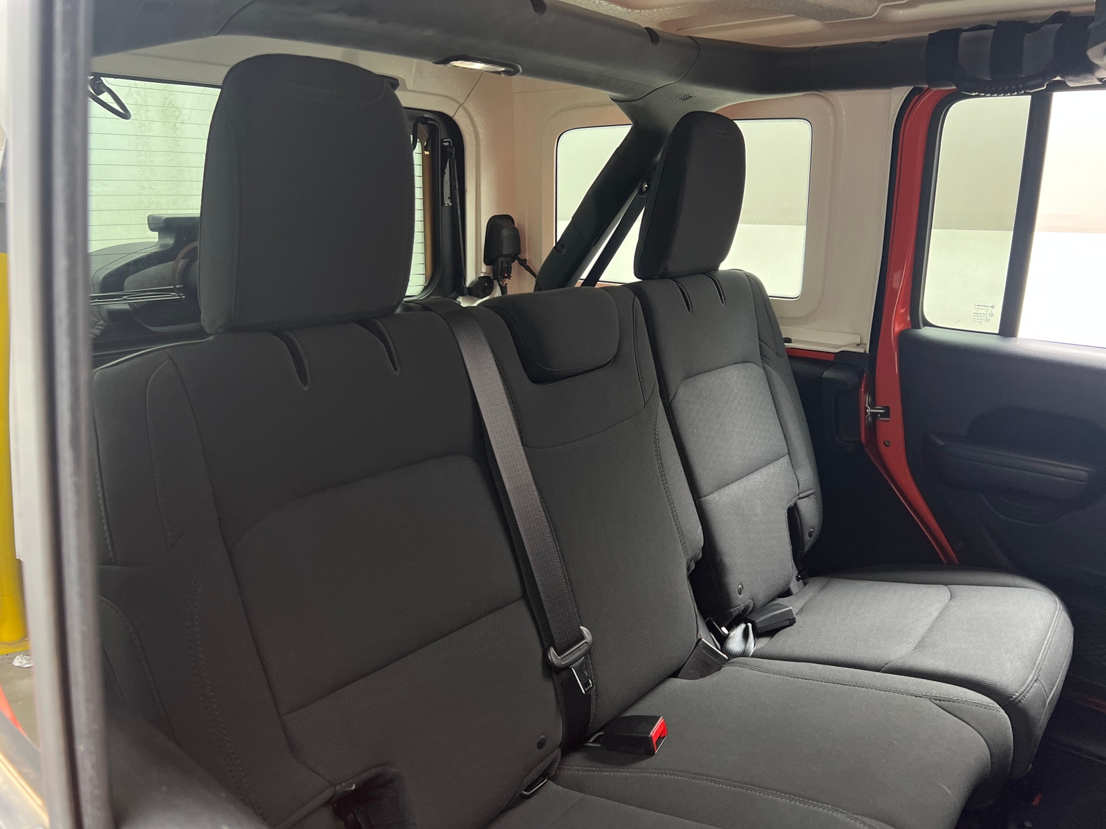 Thumbnail: 2018 Jeep Wrangler - 6