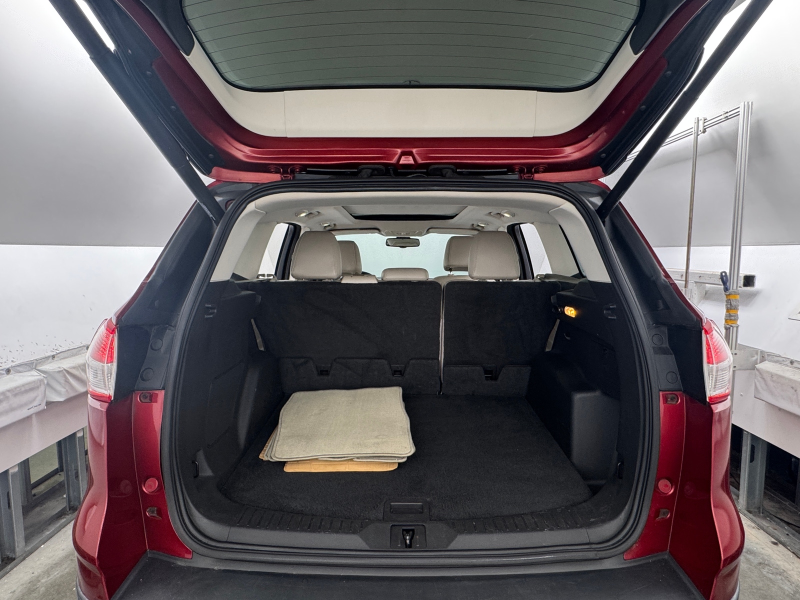 Thumbnail: 2014 Ford Escape - 6