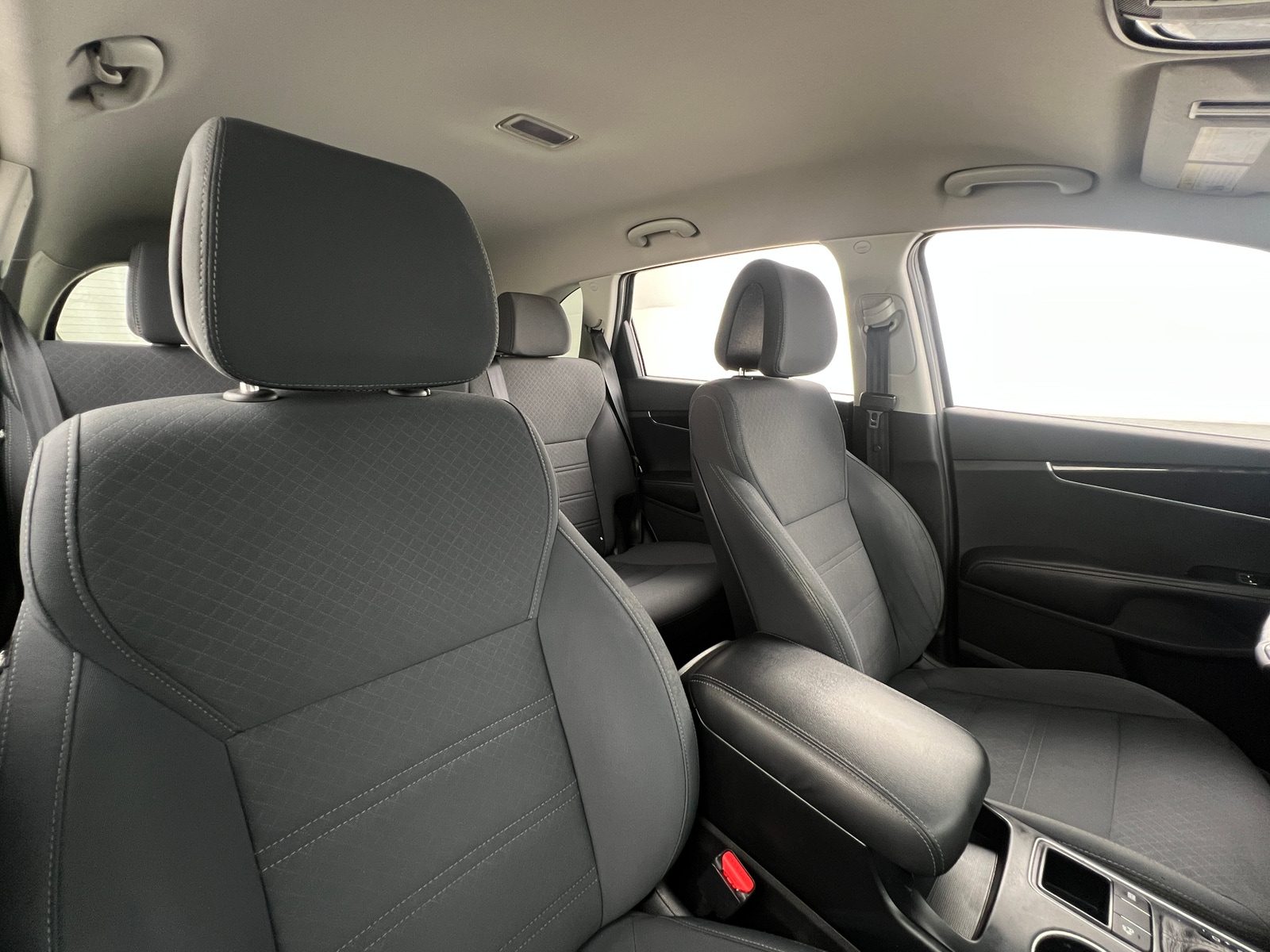 Thumbnail: 2016 Kia Sorento - 2