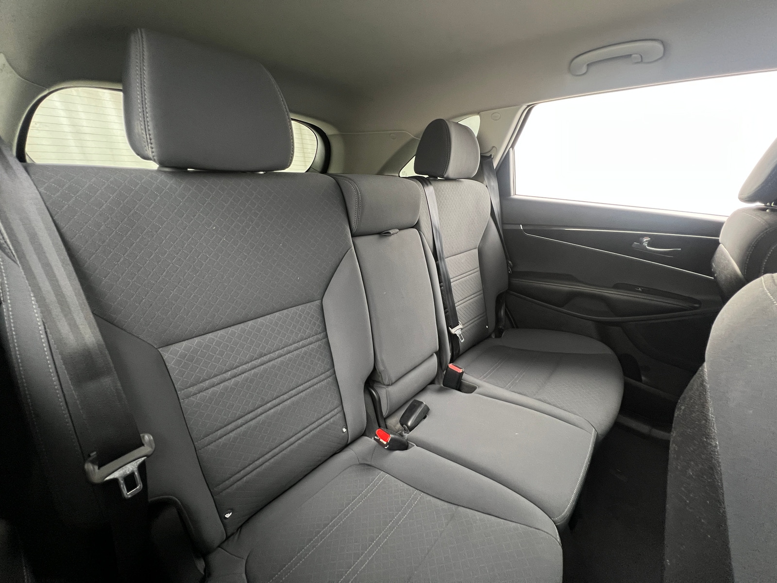 Thumbnail: 2016 Kia Sorento - 6