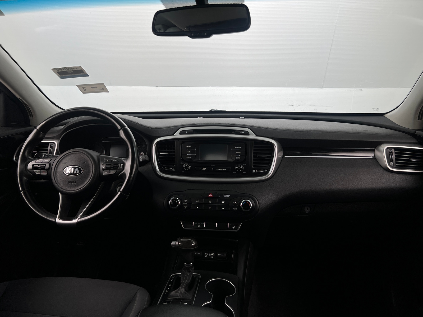 Thumbnail: 2016 Kia Sorento - 3