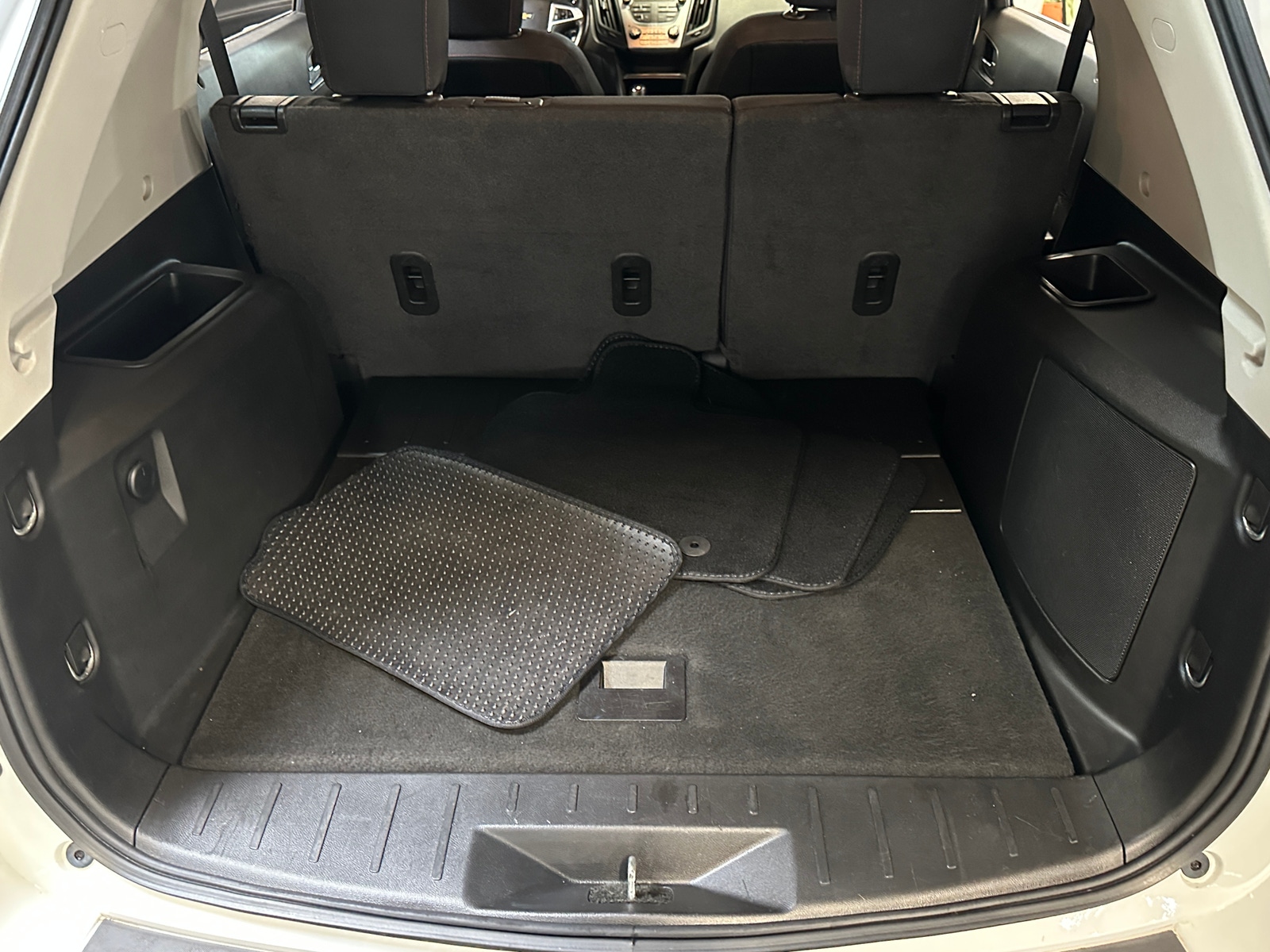 Thumbnail: 2017 Chevrolet Equinox - 7