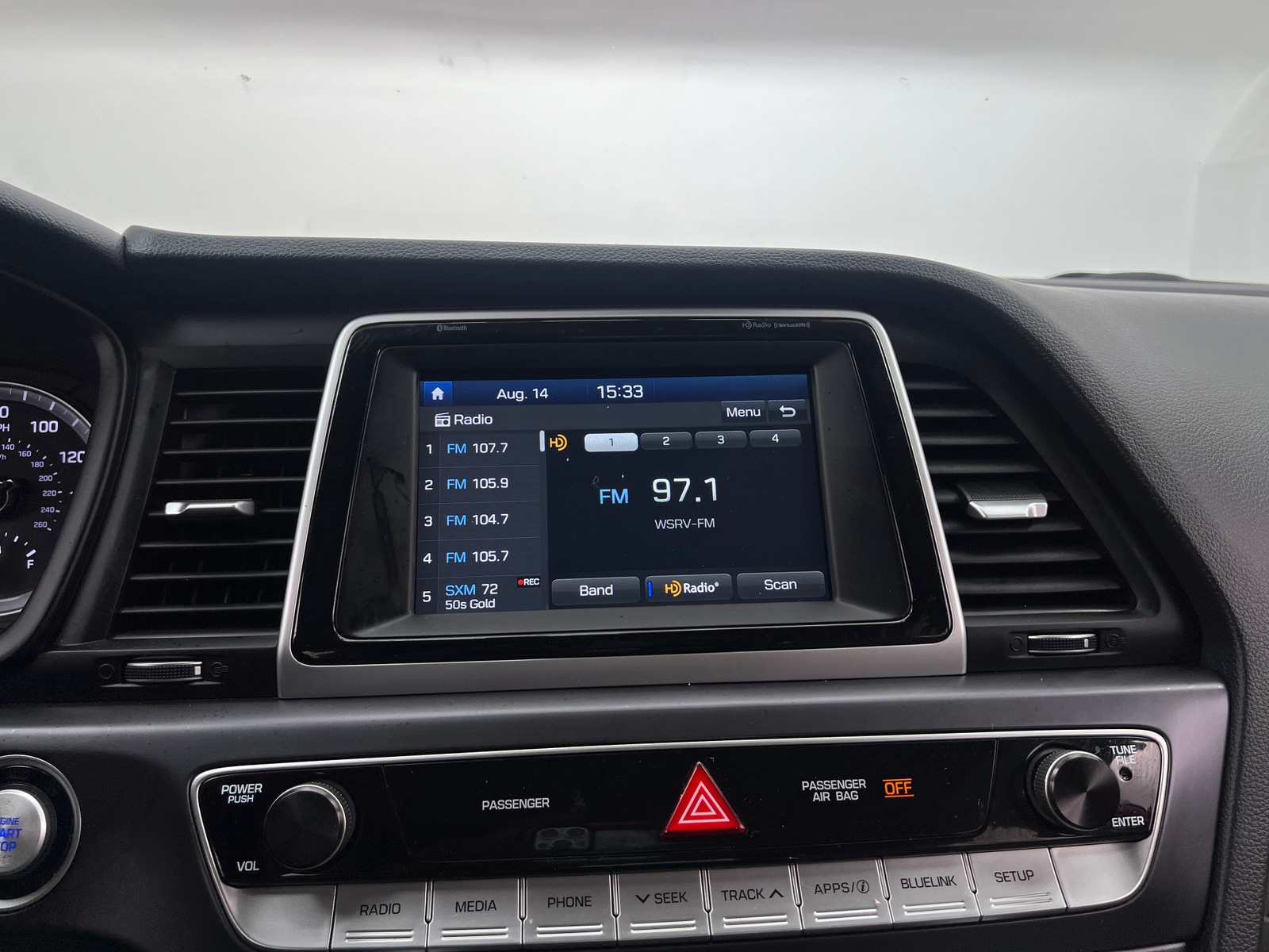 Thumbnail: 2019 Hyundai Sonata - 4