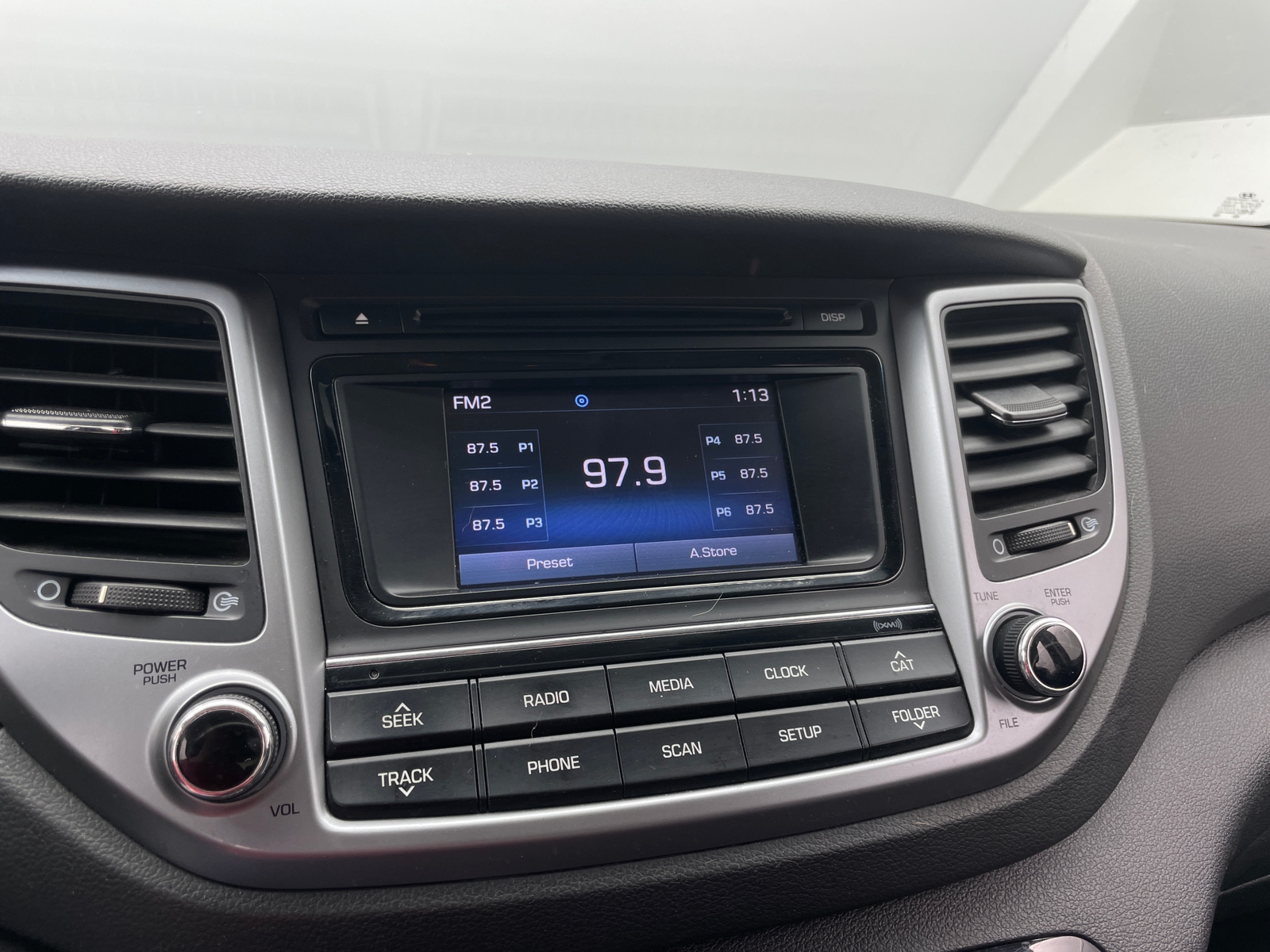 Thumbnail: 2017 Hyundai Tucson - 4