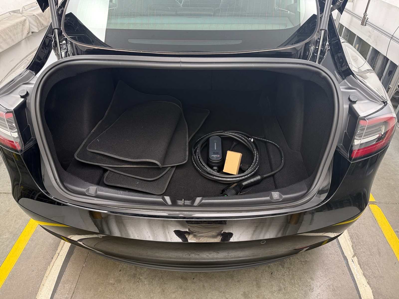 Thumbnail: 2018 Tesla Model 3 - 6