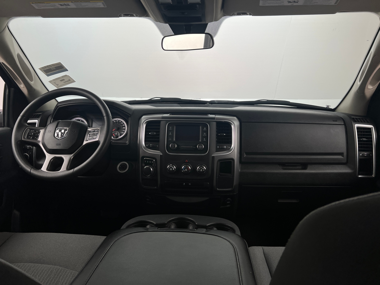 Thumbnail: 2024 RAM 1500 Classic - 3