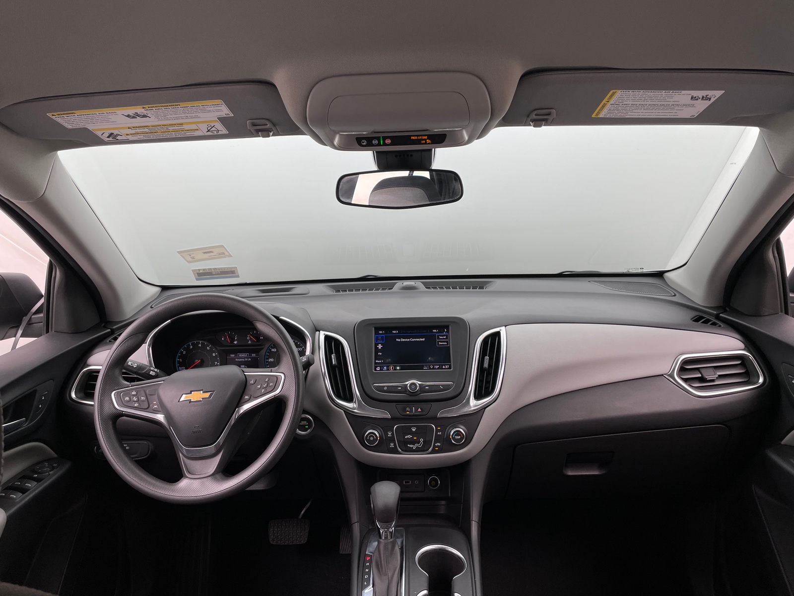 Thumbnail: 2022 Chevrolet Equinox - 3