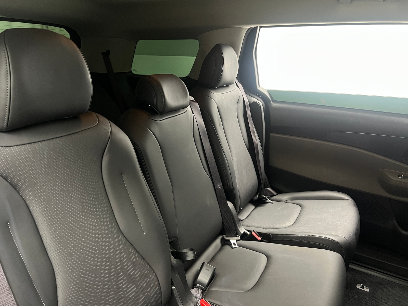 Thumbnail: 2025 Kia Carnival - 5