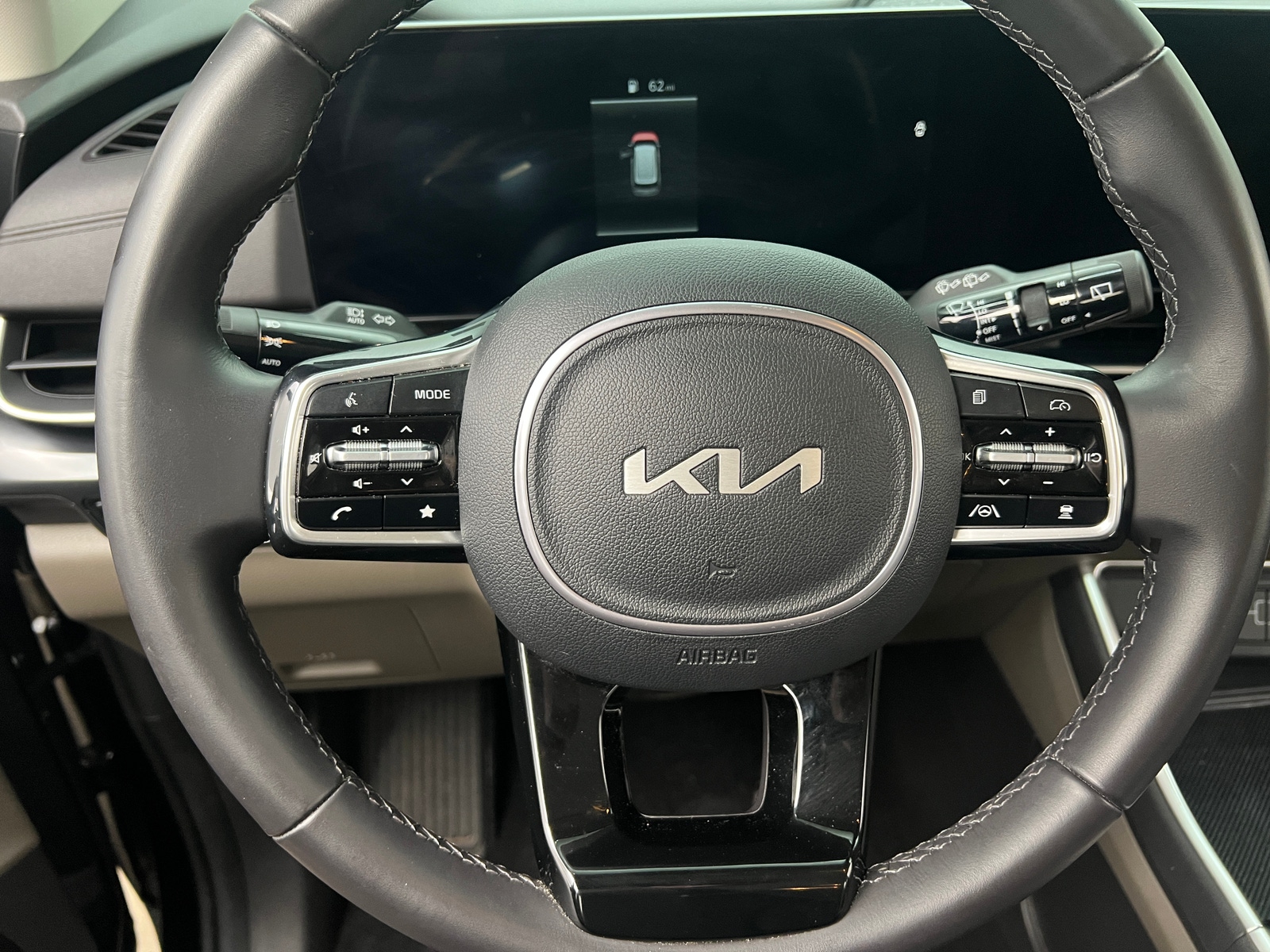 Thumbnail: 2025 Kia Carnival - 4