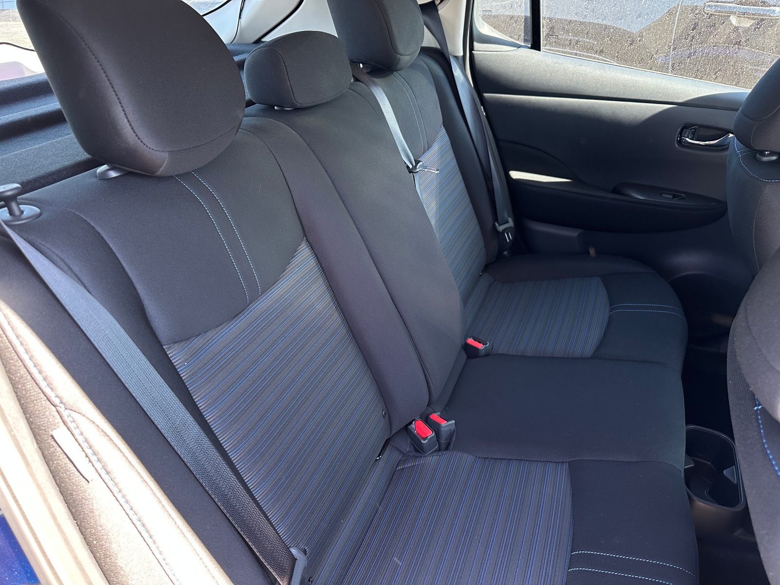Thumbnail: 2023 Nissan Leaf - 6