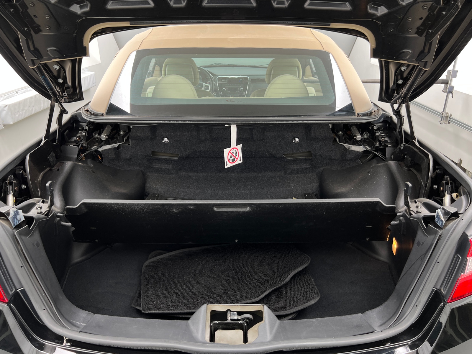 Thumbnail: 2013 Chrysler 200 - 7
