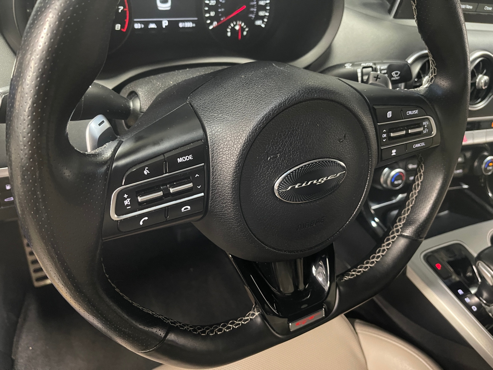 Thumbnail: 2018 Kia Stinger - 4