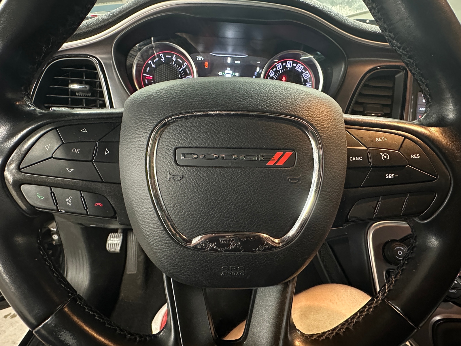 Thumbnail: 2019 Dodge Challenger - 4