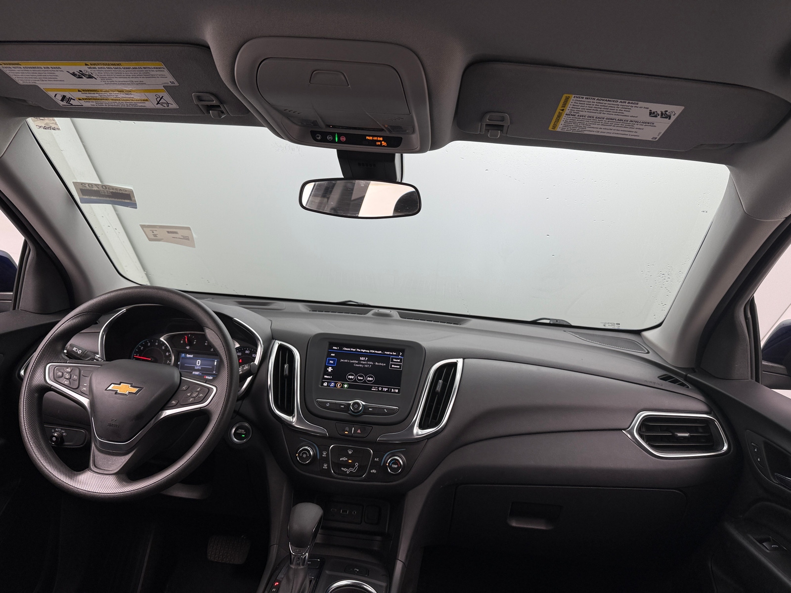 Thumbnail: 2023 Chevrolet Equinox - 3