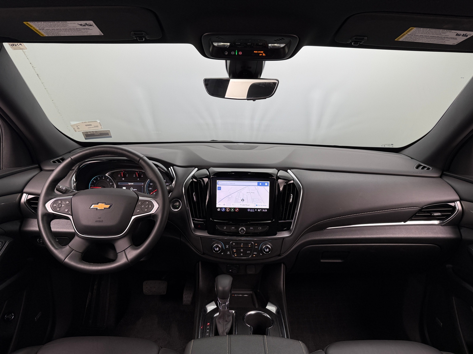 Thumbnail: 2023 Chevrolet Traverse - 2