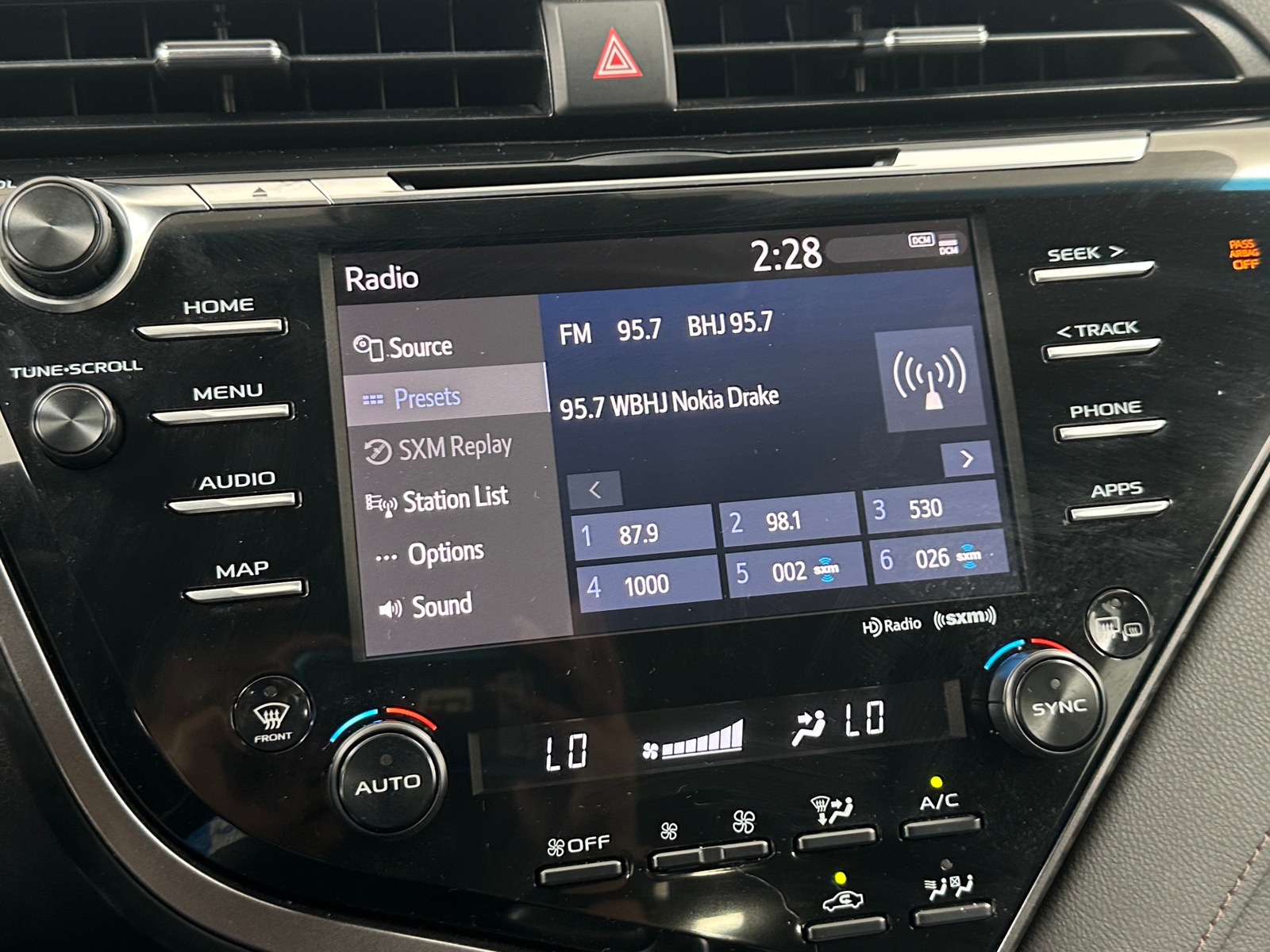 Thumbnail: 2020 Toyota Camry - 4